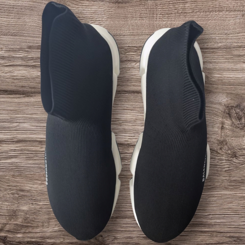 DS Balenciaga Speed Trainer 'Black/White' - Size 11 US (44 EU) - New No Box - Picture 4 of 6